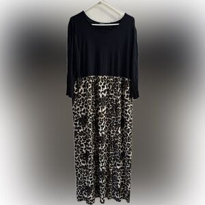 Elegant Black and Leopard Print Maxi Dress